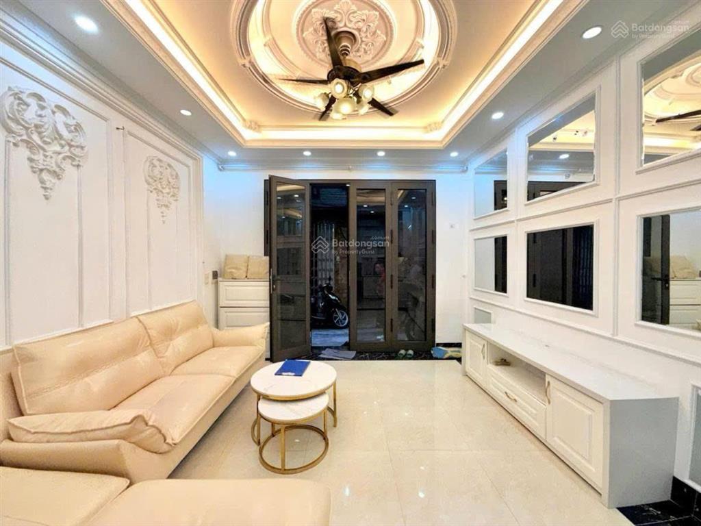 Nhà phố pháo đài láng ngõ thông, gần phố 31mx5t, mt4.1m, giá 9.88 tỷ  0904 530 ***