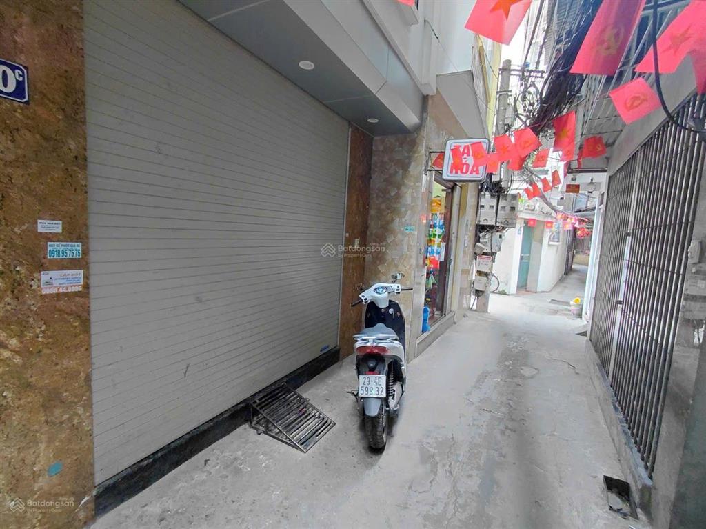 Nhà phố pháo đài láng ngõ thông, gần phố 31mx5t, mt4.1m, giá 9.88 tỷ  0904 530 ***