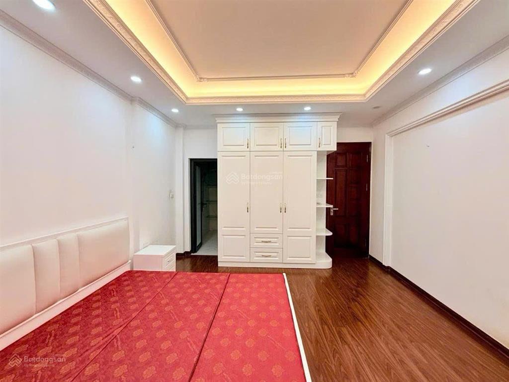 Nhà phố pháo đài láng ngõ thông, gần phố 31mx5t, mt4.1m, giá 9.88 tỷ  0904 530 ***