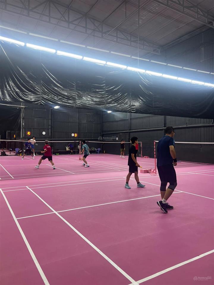 Cho thuê kho xưởng 1000m2 tại lê văn thịnh hiện đang kinh doanh cầu lông
