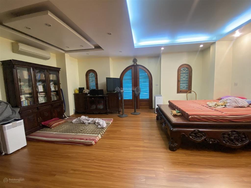 Bán nhà riêng 6 tầng có hầm tại hoàng hoa thám, 40 tỷ, 75 m2, hàng hiếm tại uy tín