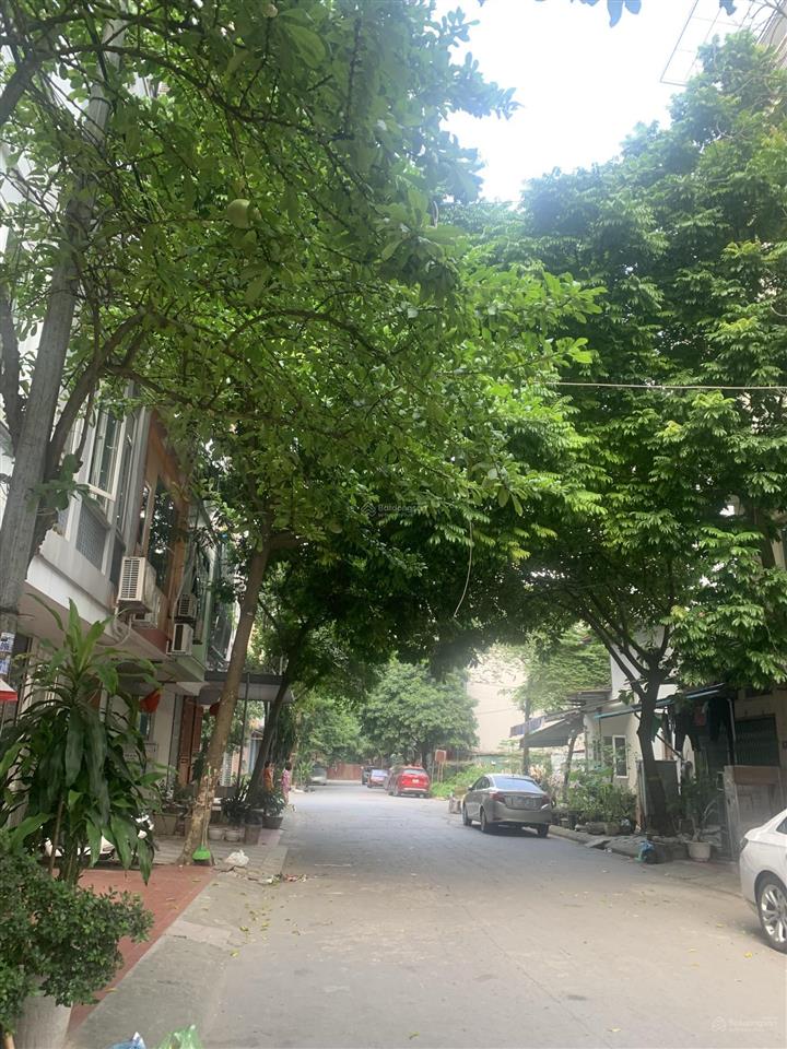 Bán đất dịch vụ a yên nghĩaquang trunghà đông50m2. mt 5 mét.đường 10m.ô tô tránhkinh doanh.