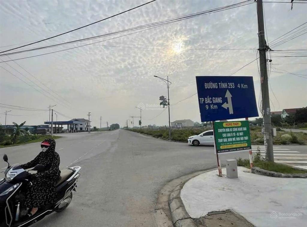 Bán nhanh 1 cặp khe thoáng đầu giá xuân đông  xuân phú bắc giang