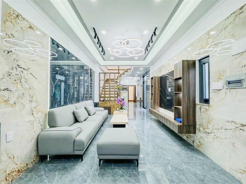 Bán nhà mặt tiền kinh doanh đường phùng hưng phường 13 quận 5, dt 4x35m, 3 lầu, giá 29.6 tỷ