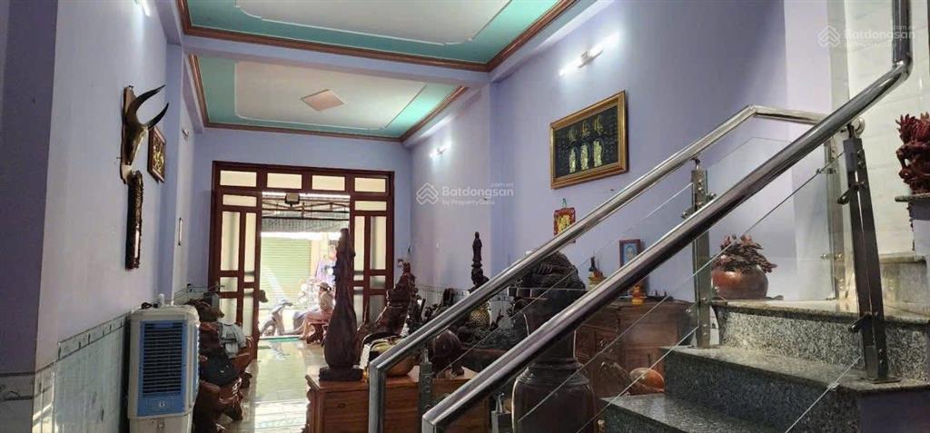 Nhà mặt tiền chợ giá mềm, ưu tiên giá đẹp cho ae thiện chí, đẹp mê ly