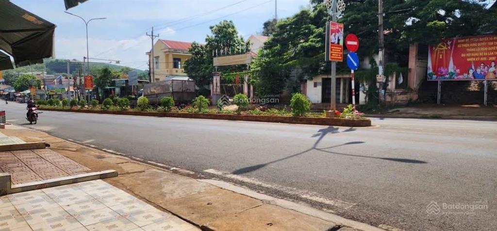 Nhà mặt tiền chợ giá mềm, ưu tiên giá đẹp cho ae thiện chí, đẹp mê ly