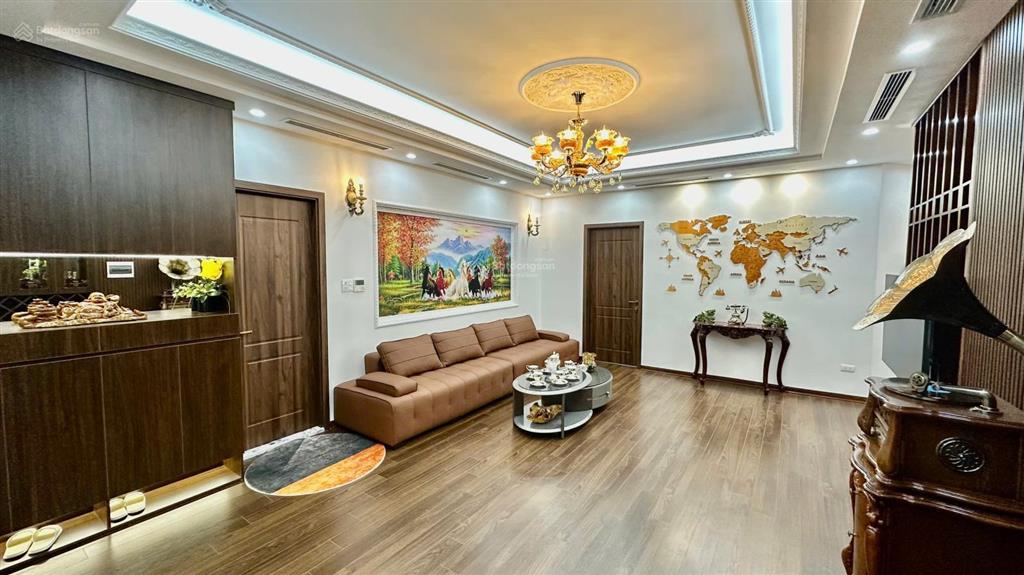 Cần bán căn hộ 125m2  thiết kế 3 phòng ngủ  full nt đẹp  giá 11 tỷ có tl   0889 946 ***