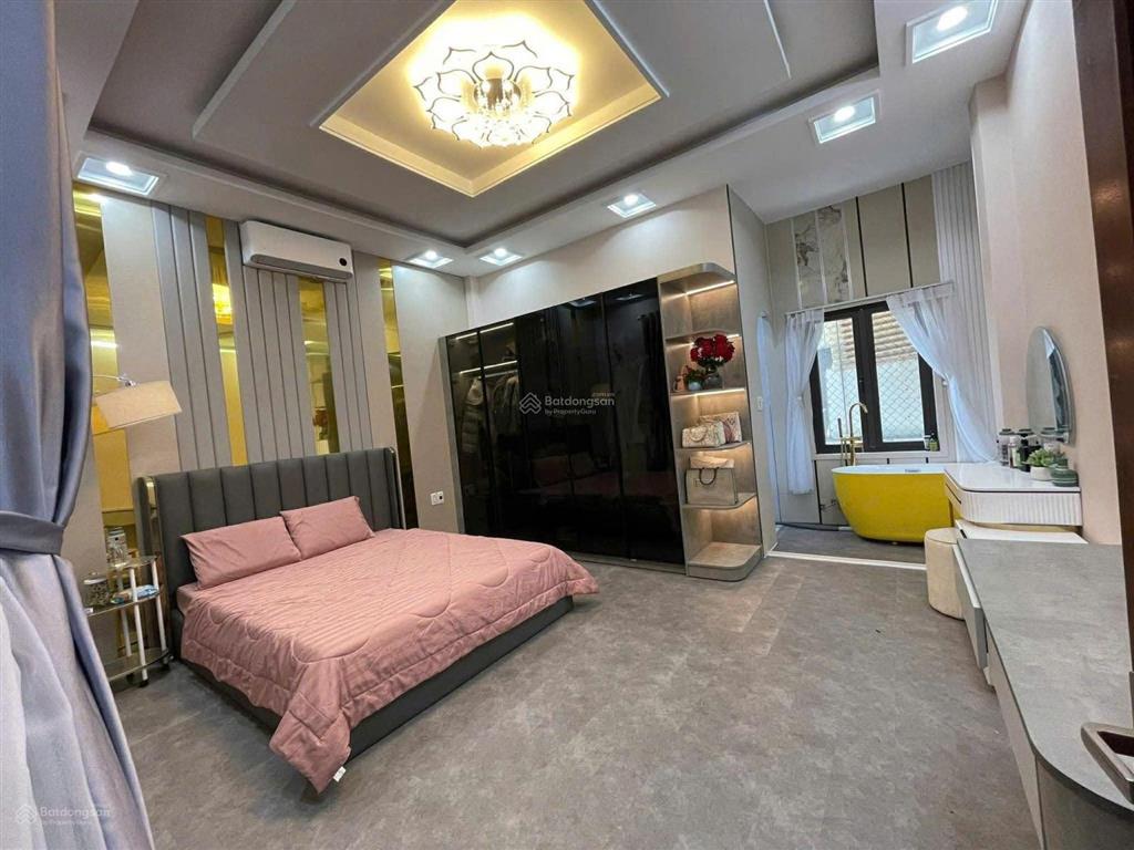 Bán nhà đẹp bàu năng cách biển nguyễn tất thành 1km