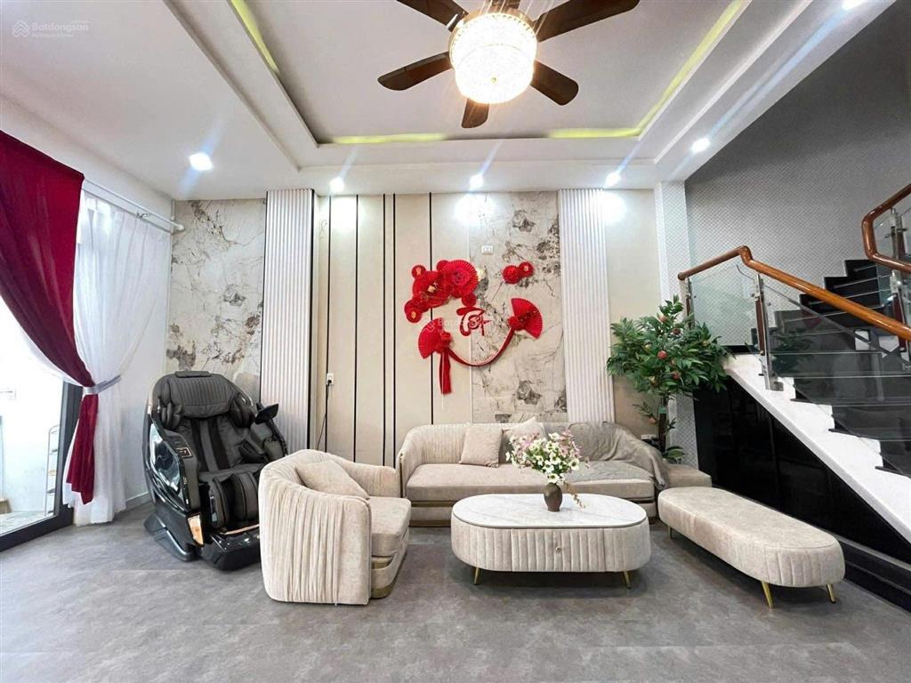 Bán nhà đẹp bàu năng cách biển nguyễn tất thành 1km