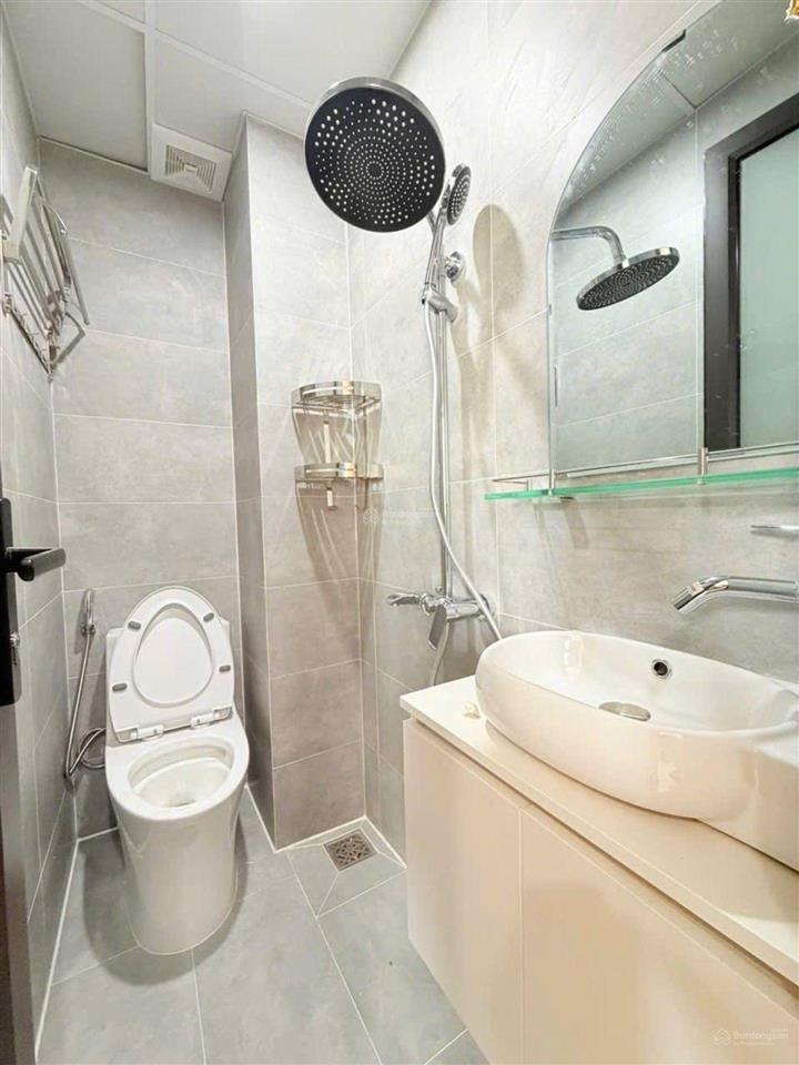 Bán tòa căn hộ dòng tiền đường lê duẩn