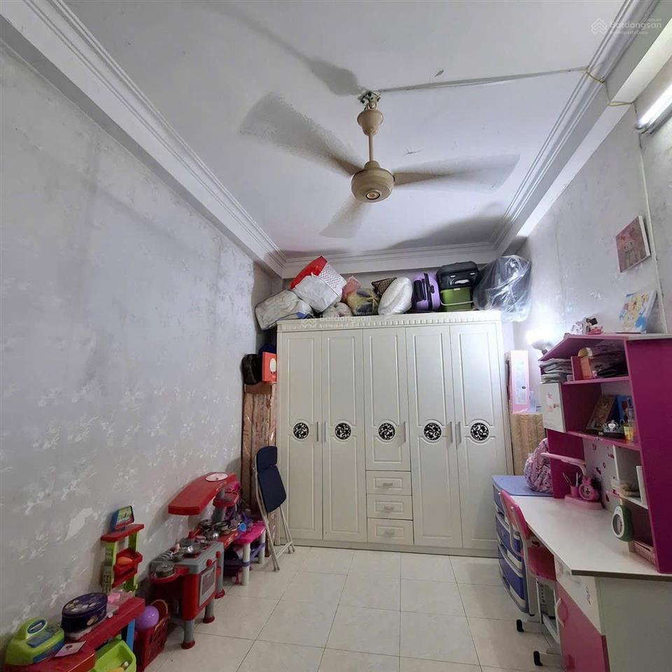 Chính chủ bán nhà minh khai, gần ô tô, sổ riêng, 4 tầng, giá 6.35 tỷ,