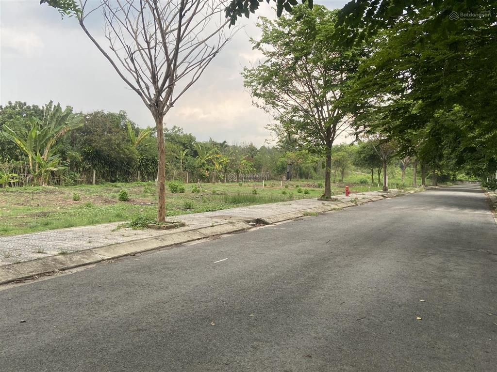 Cần bán lô đất 100m2 giá 1tỷ690 ngay khu cn tân phú trung, sổ hồng riêng