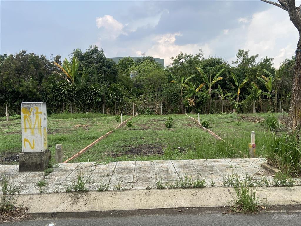 Cần bán lô đất 100m2 giá 1tỷ690 ngay khu cn tân phú trung, sổ hồng riêng