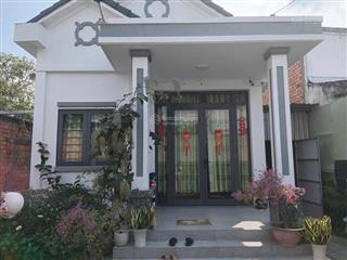 Bán nhà 5x24m=120m2 tại đường suối lội, sổ hồng riêng, 1,42 tỷ