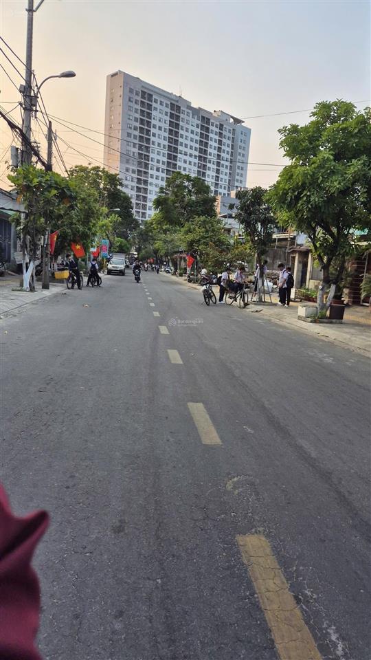 Phan bá phiến đường 7m5 lề 4m5 thông biển