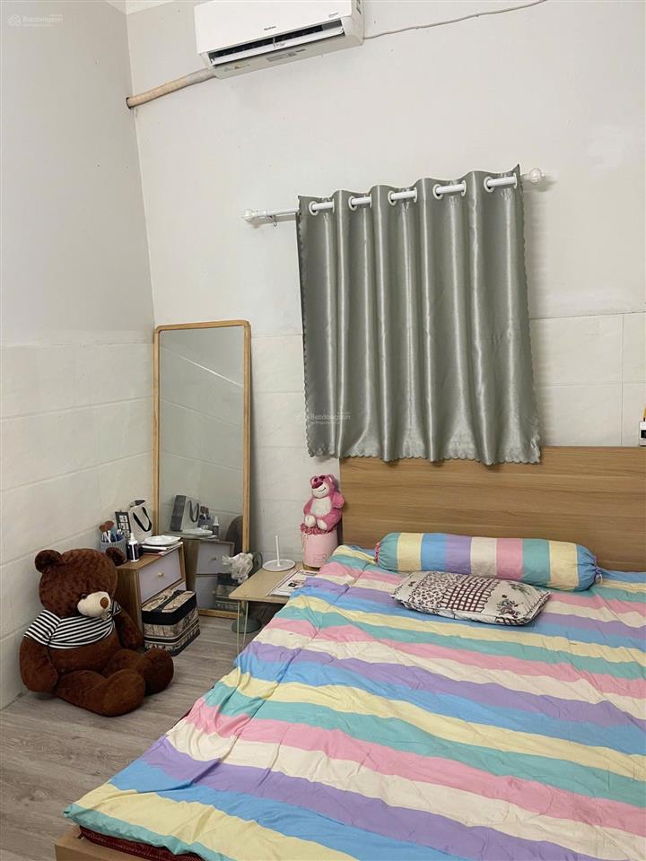 Đường 10m5 lề rộng  nhà đẹp full nội thất ngay lê tấn trung . xung quanh tiện ích đầy đủ. gần biển