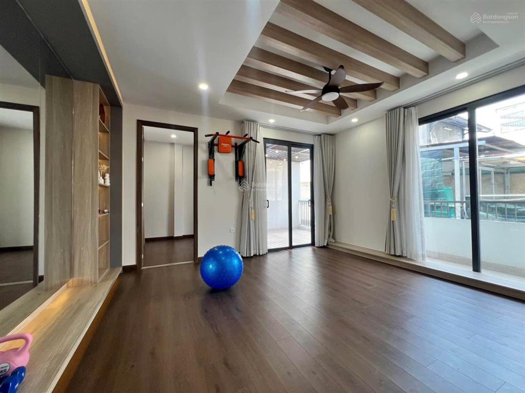 Nhà đẹp! hòa hưng 50m2, 3t, 3pn, ngang 9m hiếm, gần mặt phố  8...tỷ