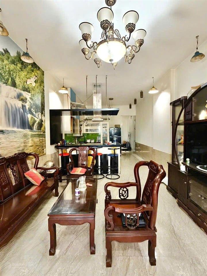 Giảm 1 tỷ còn 6.9tỷ  3tầng (80m2)  hxh 5m  trương văn thành  p. hiệp phú q9  sát xa lộ hà nội
