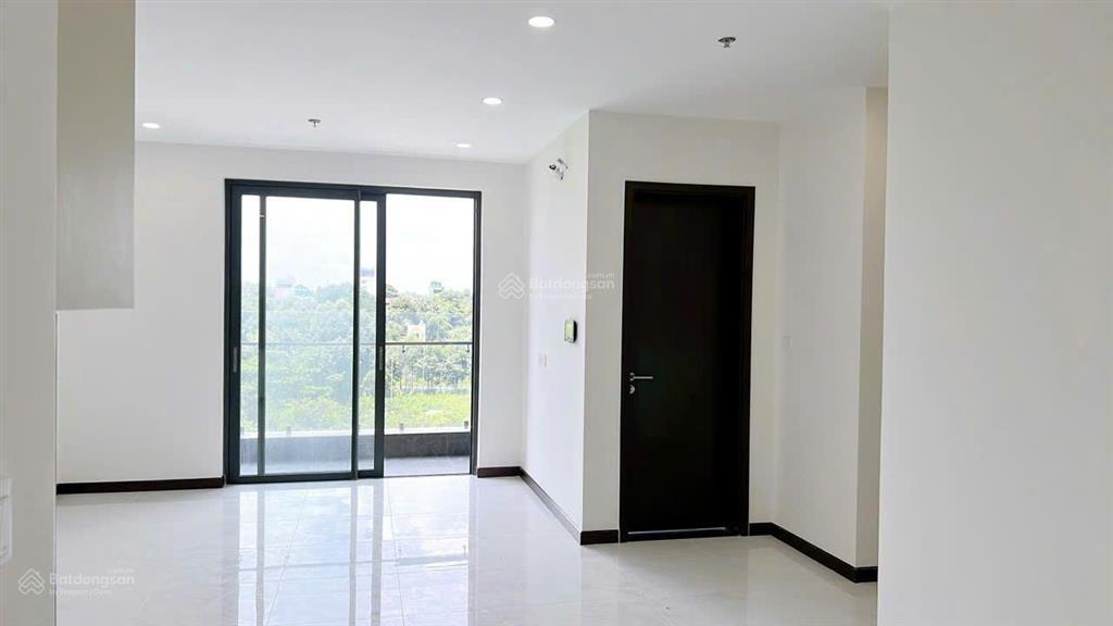 Bán lỗ căn góc 3pn rẻ nhất dự án c sky view