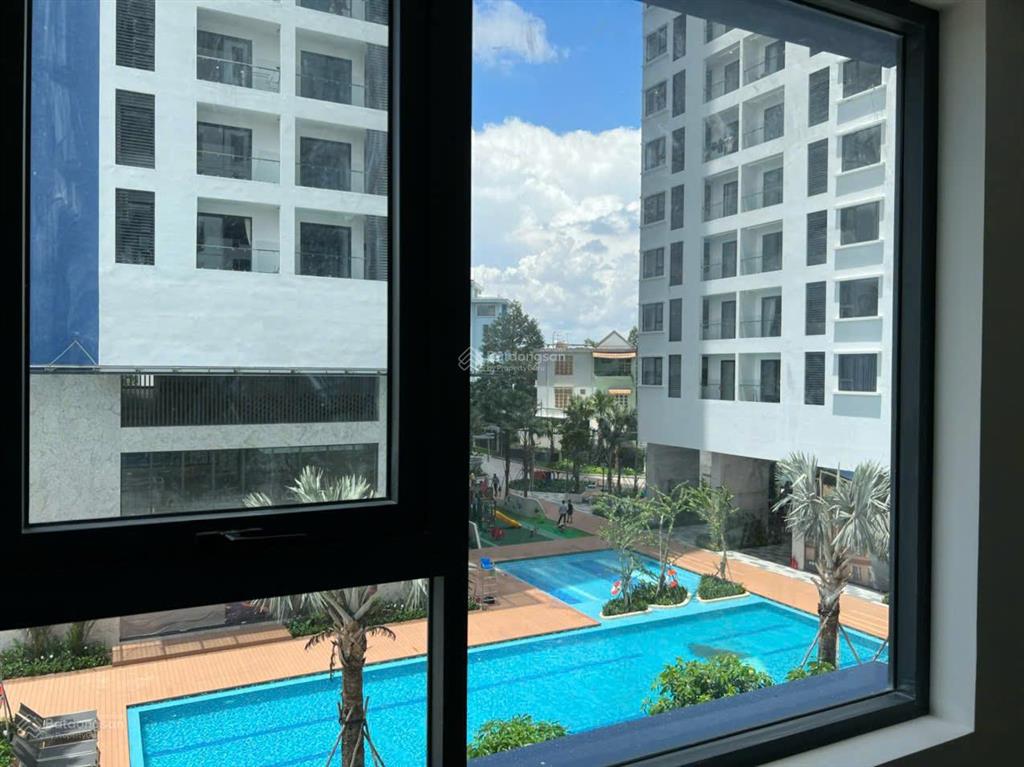 Bán lỗ căn góc 3pn rẻ nhất dự án c sky view