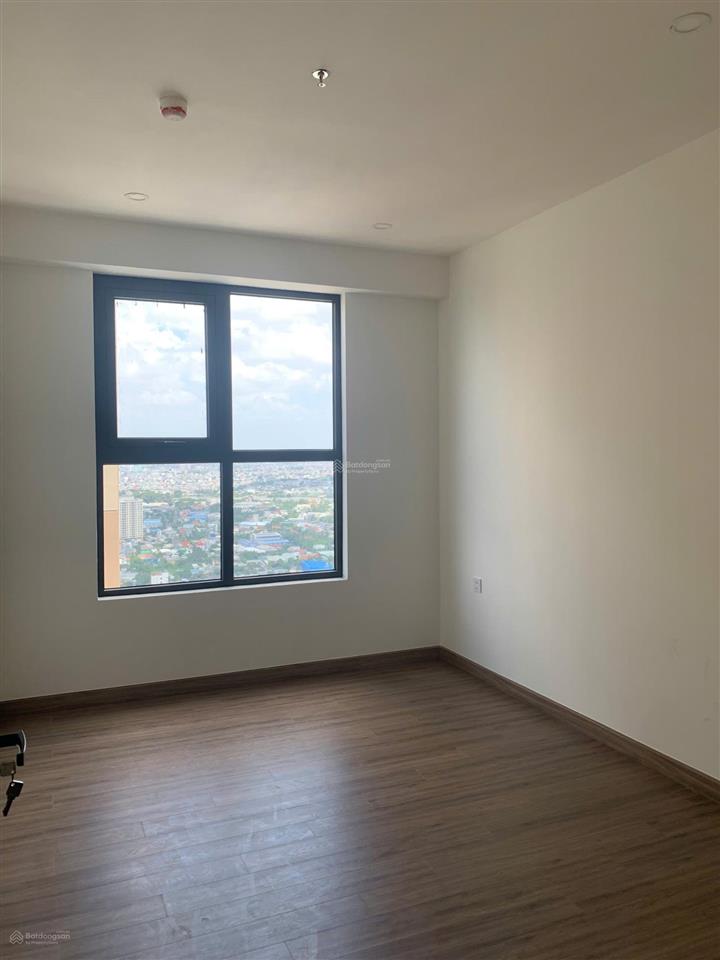 Giá 6,5tr  2pn  2wc có 2 máy lạnh, rèm, giàn phơi, bao phí ql tại a&t sky garden