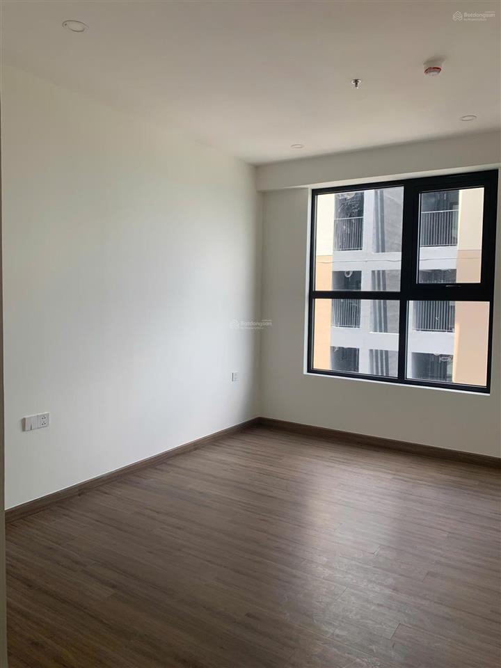 Giá 6,5tr  2pn  2wc có 2 máy lạnh, rèm, giàn phơi, bao phí ql tại a&t sky garden