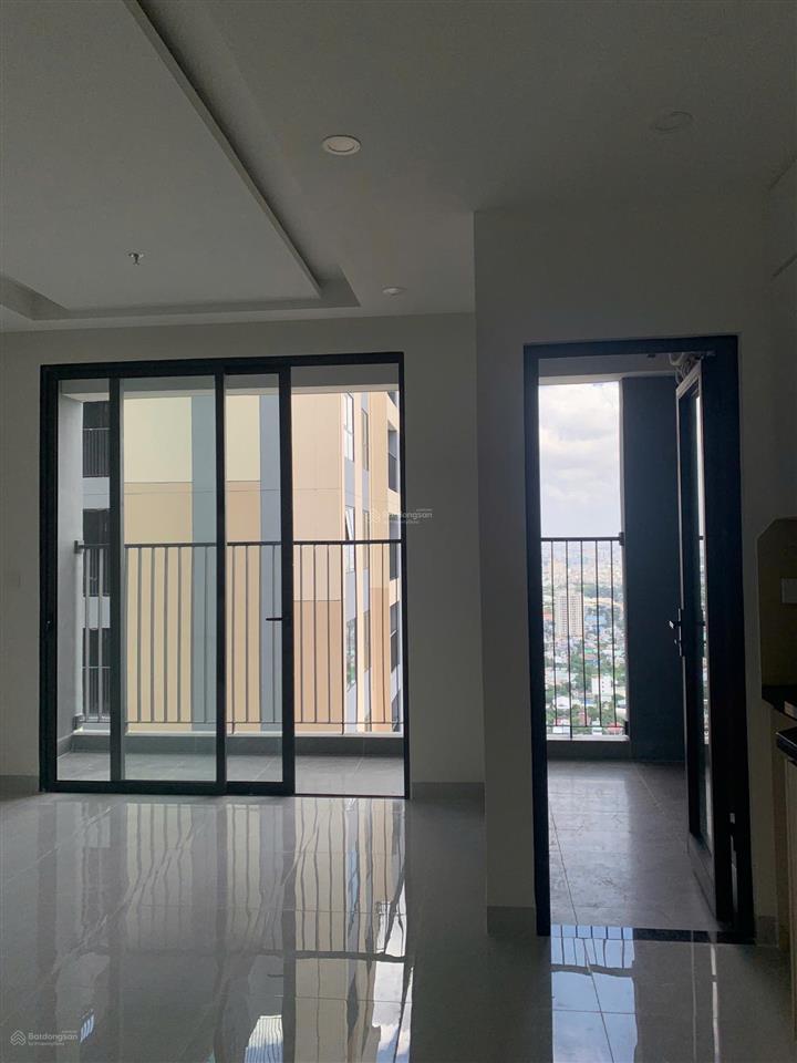 Giá 6,5tr  2pn  2wc có 2 máy lạnh, rèm, giàn phơi, bao phí ql tại a&t sky garden