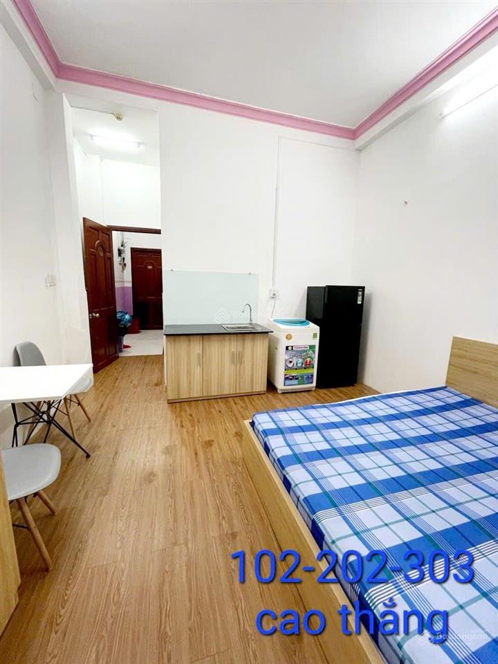 Cho thuê phòng trọ studio cửa sổ giá rẻ quận 10