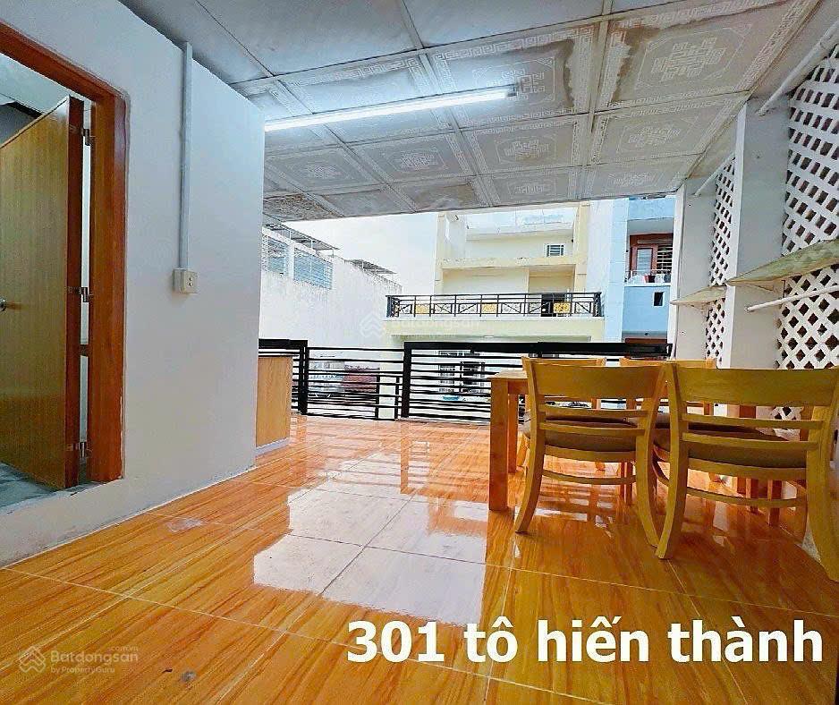 Cho thuê phòng trọ có ban công lớn giá rẻ quận 10