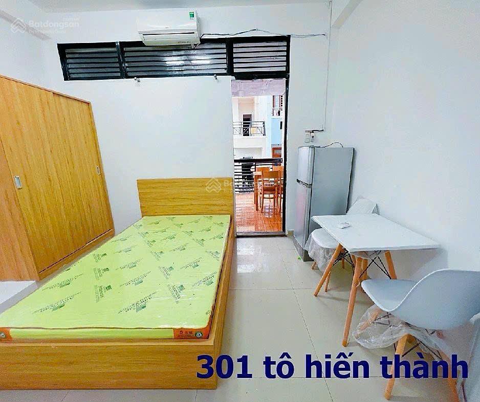 Cho thuê phòng trọ có ban công lớn giá rẻ quận 10
