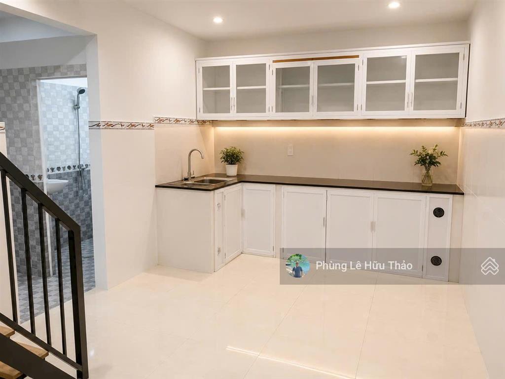 Chính chủ gửi bán nhà gác lửng đúc kiệt ô tô tô hiệu đang có dòng tiền cho thuê đều đặn