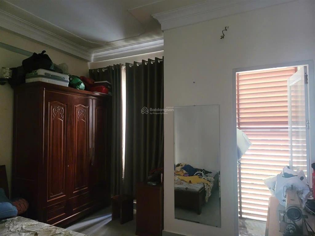 Chuyển nhà về vinhome, cần bán thiết kế kiểu tân cổ điển, để lại full nội thất. linh trung