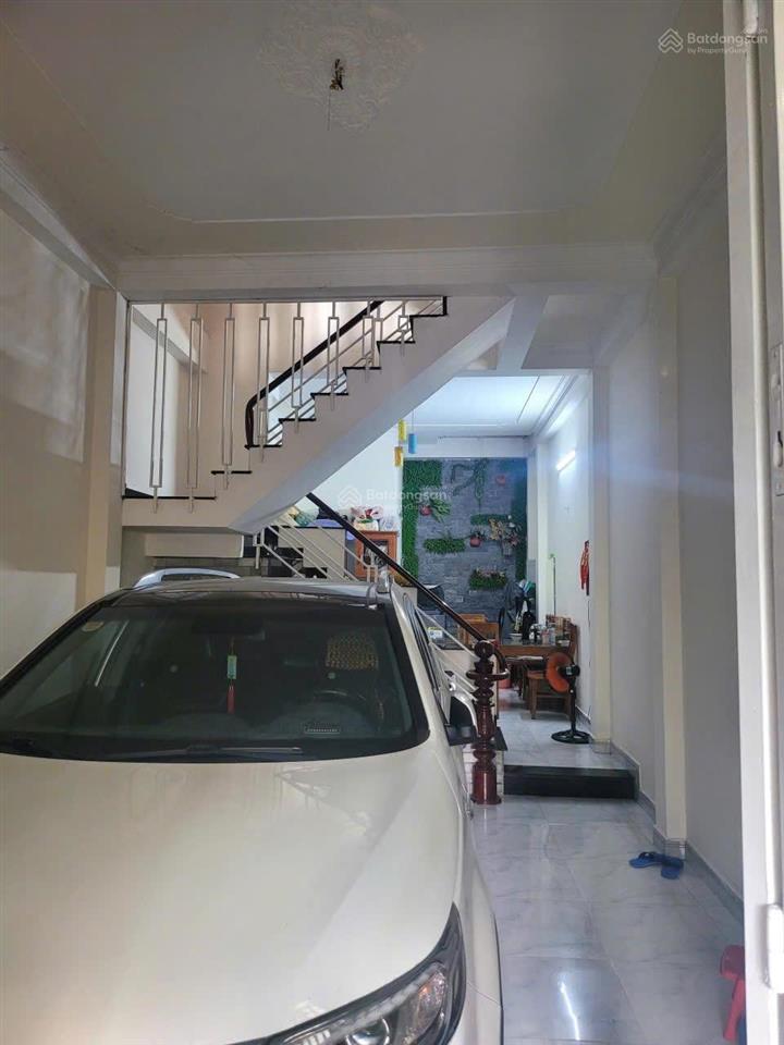 Chuyển nhà về vinhome, cần bán thiết kế kiểu tân cổ điển, để lại full nội thất. linh trung