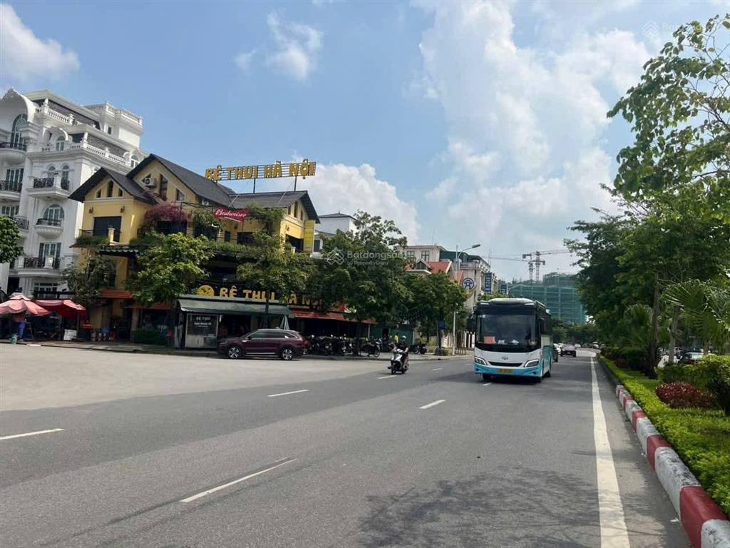 Bán nhà khu phân lô a38 tư đình 260m², mt 8,5m nhà cấp 4 ôtô tránh nhau vỉa hè, giá 51tỷ