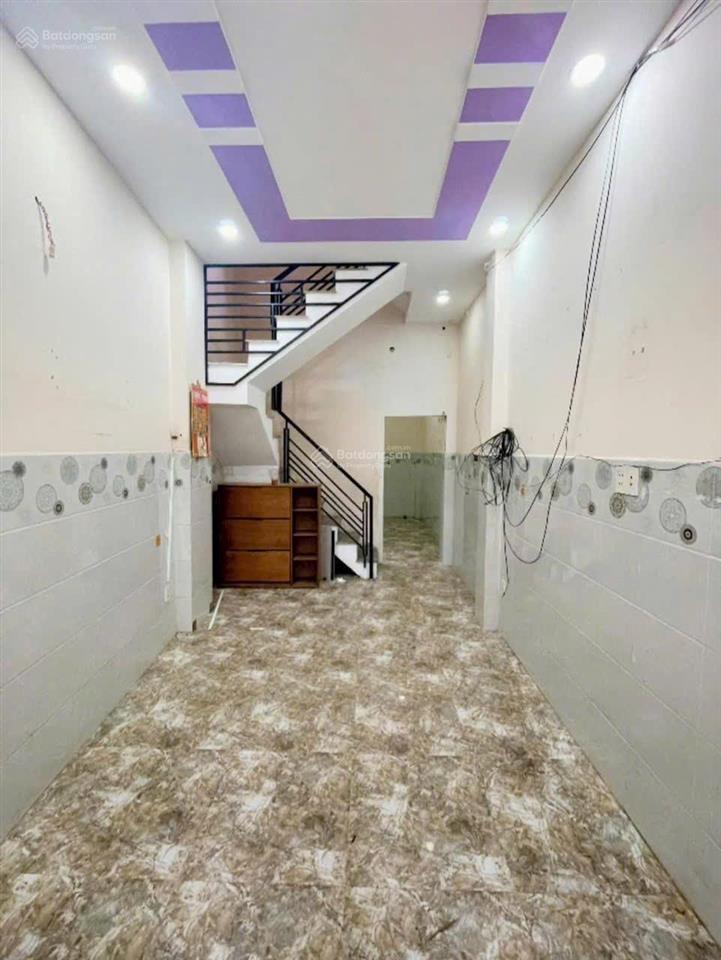 Bán gấp nhà đẹp hẻm ô tô đường 3 tháng 2, btct 5 tầng 5pn, vào ở ngay chỉ 5tỷ 9