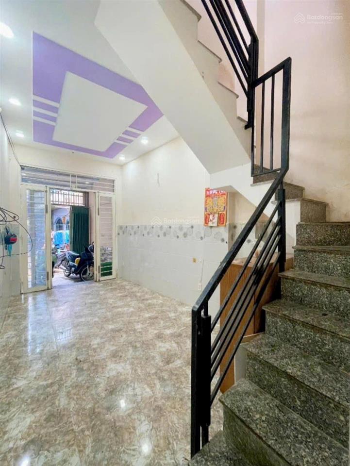 Bán gấp nhà đẹp hẻm ô tô đường 3 tháng 2, btct 5 tầng 5pn, vào ở ngay chỉ 5tỷ 9