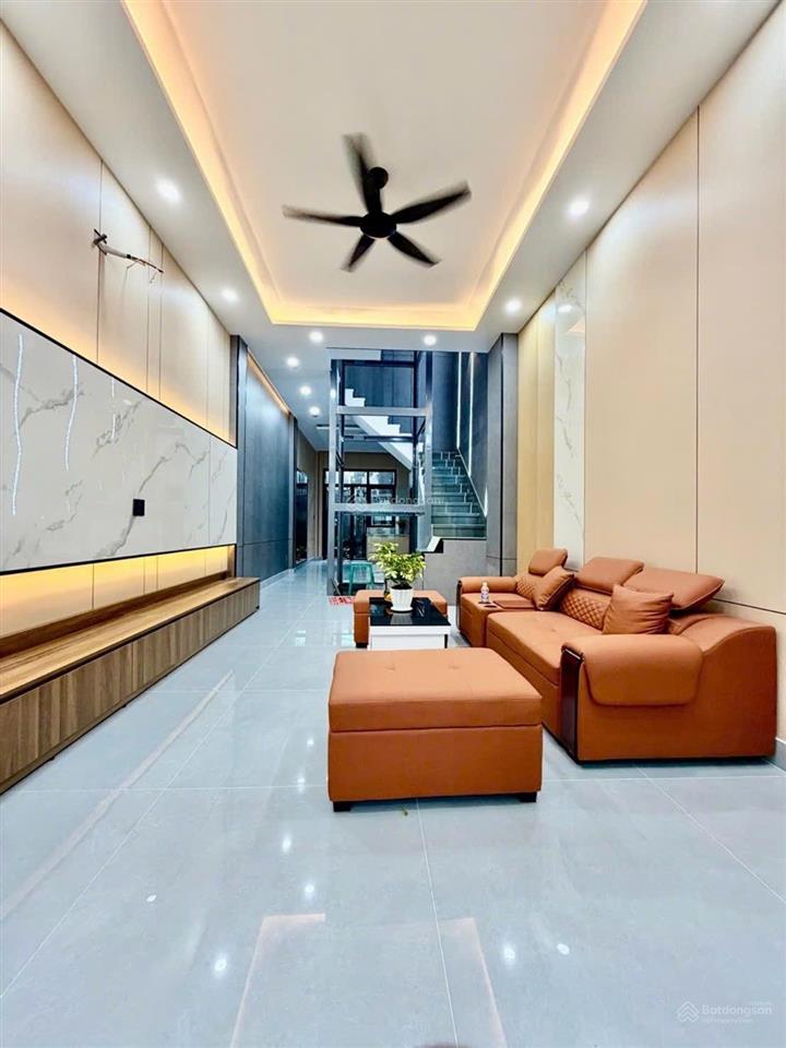 Khó tìm căn thứ 2 trong tầm giá này, đối diện cv tao đàn q1 đường ntmk trung tâm q3