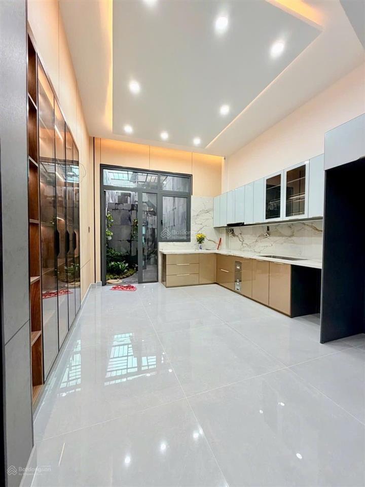 Khó tìm căn thứ 2 trong tầm giá này, đối diện cv tao đàn q1 đường ntmk trung tâm q3