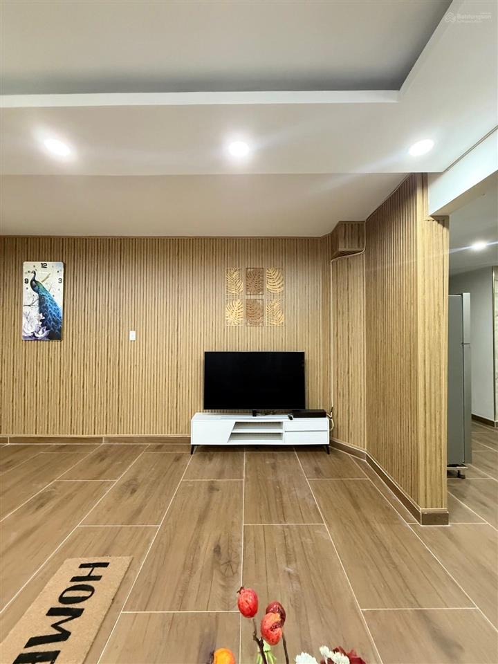 Rộng là được cmt8 3m9 x 14m cách 1 căn ra đường ô tô nhỉnh 6tỷ