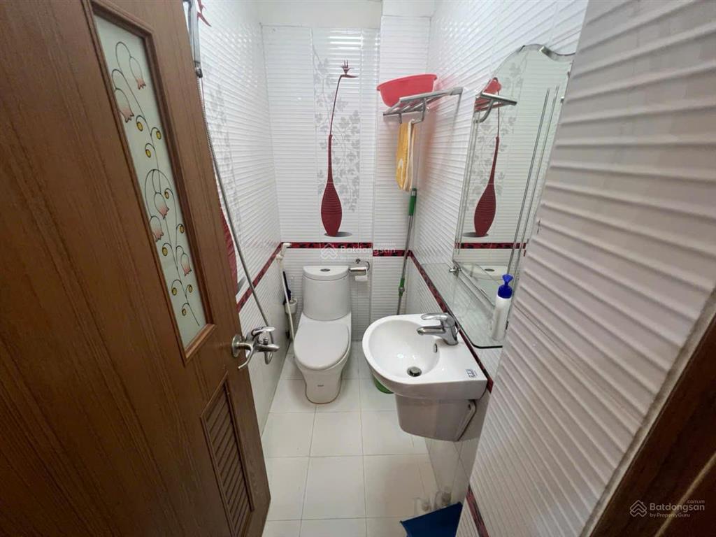 Bán gấp nhà riêng tại cao thắng, 11,9 tỷ, 45m2, 5pn, 5wc