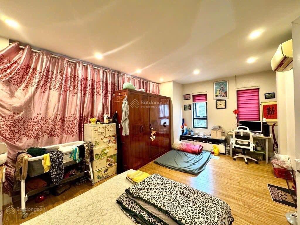 Nhà đẹp lô góc phố kim ngưu, 5 tầng , mt 5.3m, ngõ siêu rộng , ô tô đỗ cửa, kinh doanh siêu đỉnh