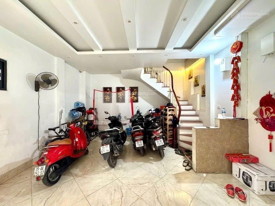 Nhà đẹp lô góc phố kim ngưu, 5 tầng , mt 5.3m, ngõ siêu rộng , ô tô đỗ cửa, kinh doanh siêu đỉnh