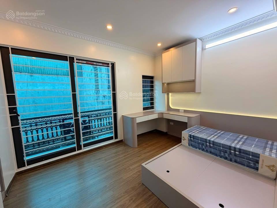 Bán nhà siêu đẹp phố nguyễn cao  hbt, dt 47m ,6 tầng thang máy , mt 4m, full nội thất