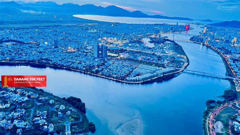Căn góc tầng cao, view pháo hoa, dt lớn tại slight tower