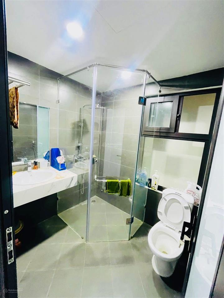Chủ hạ chào 1.4 tỷ phân lô trung kính, cầu giấy 33m2 5 tầng mới, 3 phòng ngủ, mt 5m, giá còn bớt