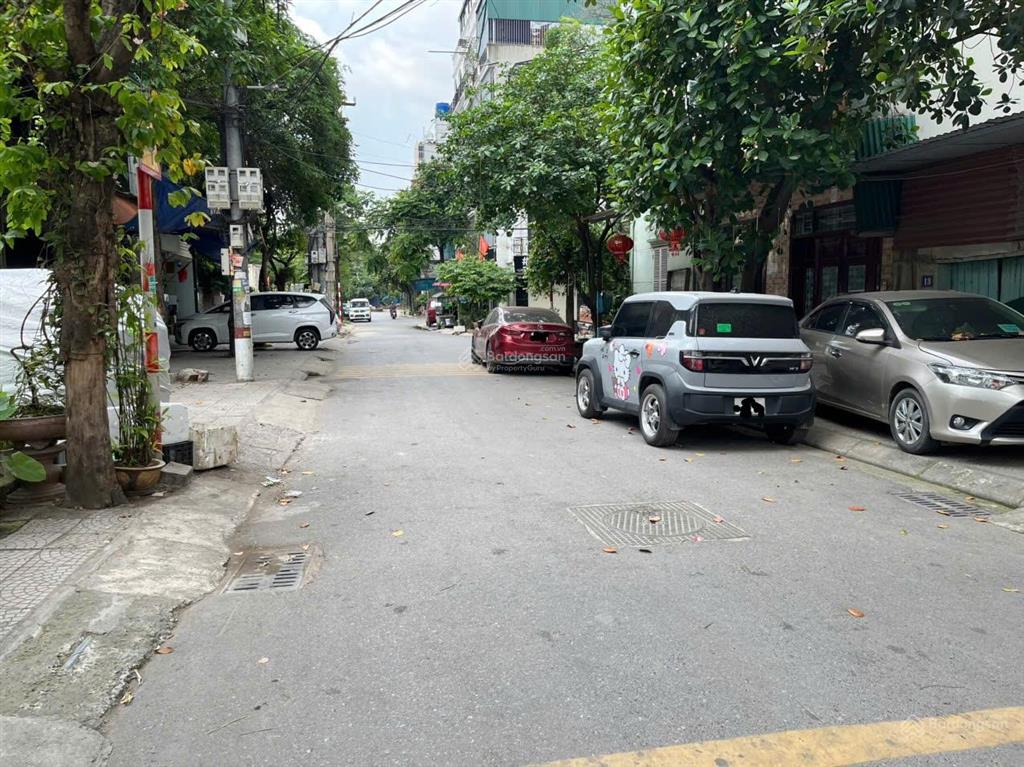 Bán đất chính chủ đường khuyến lương  hoàng mai, ô tô vào nhà