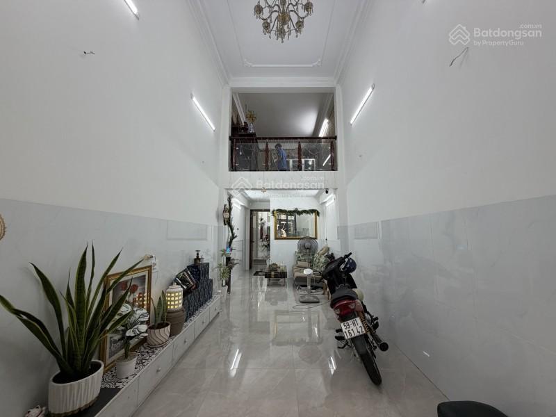 Giảm giá, tôn thất tùng quận 1, hẻm ô tô, dt 63m2 5 tầng. chỉ hơn 13t