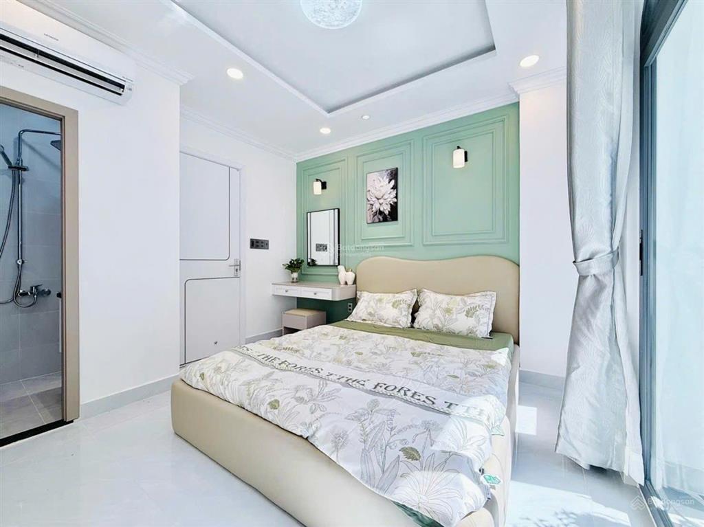 Bán gấp nhà mới đường phan đăng lưu, phường 3, quận bình thạnh, 4 tầng, giá 4 tỷ 700 triệu.