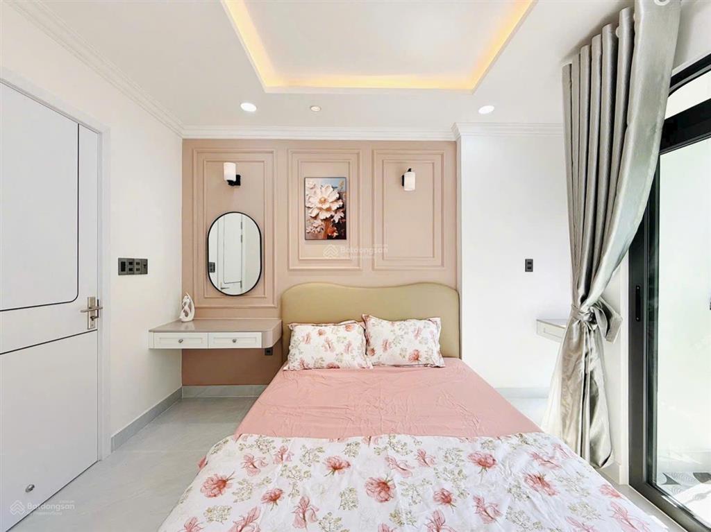 Bán gấp nhà mới đường phan đăng lưu, phường 3, quận bình thạnh, 4 tầng, giá 4 tỷ 700 triệu.