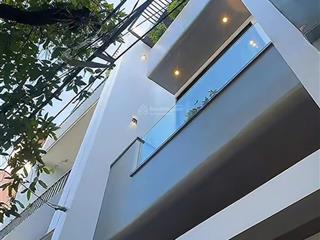 Bán gấp nhà riêng 3 tầng chỉ 5 tỷ 550 nguyễn thiện thuật, quận 10